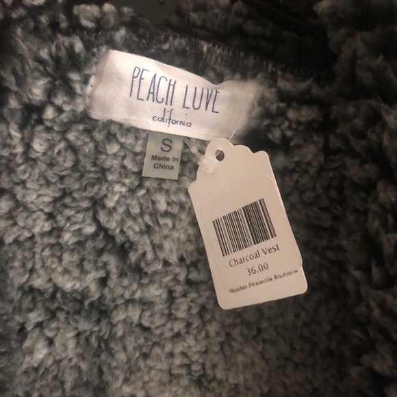 Vest - Picture 2 of 2